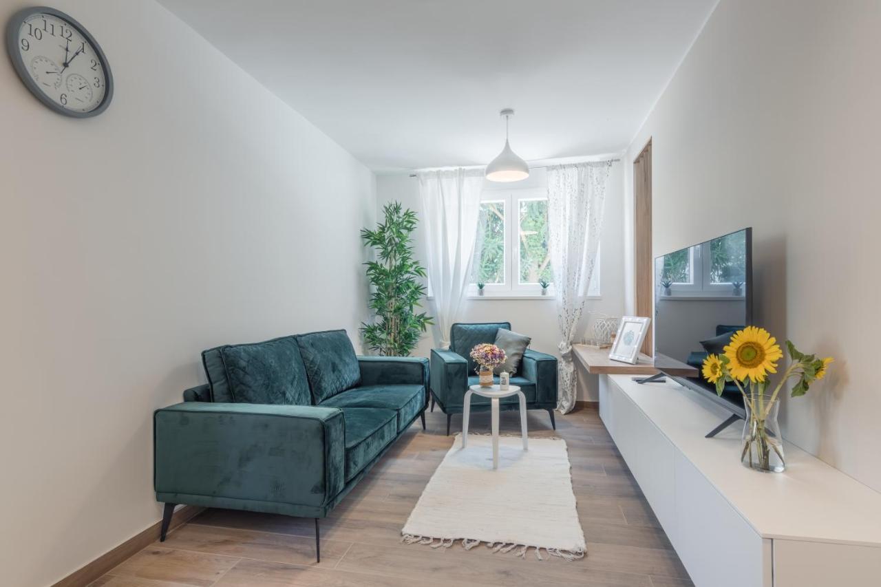 Apartment Norah With Private Parking Pula Buitenkant foto