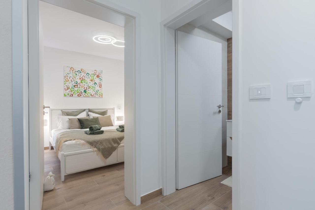 Apartment Norah With Private Parking Pula Buitenkant foto
